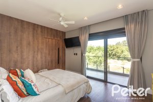 Casa em Condomínio à venda com 300m², 3 dormitórios, 3 suítes, 4 vagas, no bairro Alphaville em PORTO ALEGRE