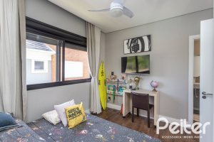 Casa em Condomínio à venda com 300m², 3 dormitórios, 3 suítes, 4 vagas, no bairro Alphaville em PORTO ALEGRE