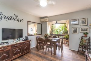 Apartamento à venda com 71m², 2 dormitórios, 1 vaga, no bairro Tristeza em Porto Alegre