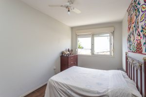 Apartamento à venda com 71m², 2 dormitórios, 1 vaga, no bairro Tristeza em Porto Alegre