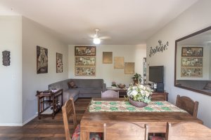 Apartamento à venda com 71m², 2 dormitórios, 1 vaga, no bairro Tristeza em Porto Alegre