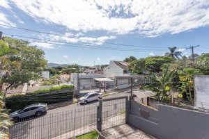 Apartamento à venda com 71m², 2 dormitórios, 1 vaga, no bairro Tristeza em Porto Alegre