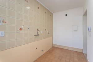Apartamento à venda com 64m², 2 dormitórios, 1 suíte, 2 vagas, no bairro Camaquã em Porto Alegre