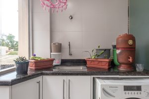 Apartamento à venda com 75m², 2 dormitórios, no bairro Cristal em Porto Alegre