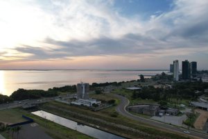 Apartamento à venda com 176m², 4 dormitórios, 4 suítes, 3 vagas, no bairro Cristal em Porto Alegre