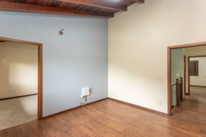 Casa à venda com 283m², 4 dormitórios, 2 suítes, 2 vagas, no bairro Vila Assunção em Porto Alegre