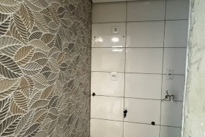 Casa à venda com 102m², 3 dormitórios, 2 vagas, no bairro Hípica em Porto Alegre