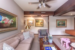 Casa em Condomínio à venda com 498m², 3 dormitórios, 1 suíte, 6 vagas, no bairro Cavalhada em PORTO ALEGRE