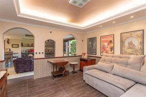 Casa em Condomínio à venda com 498m², 3 dormitórios, 1 suíte, 6 vagas, no bairro Cavalhada em PORTO ALEGRE