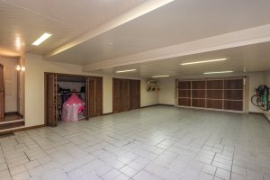 Casa em Condomínio à venda com 498m², 3 dormitórios, 1 suíte, 6 vagas, no bairro Cavalhada em PORTO ALEGRE