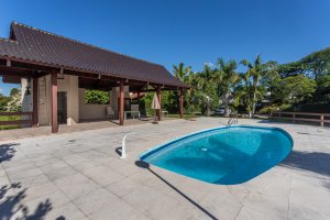 Casa em Condomínio à venda com 498m², 3 dormitórios, 1 suíte, 6 vagas, no bairro Cavalhada em PORTO ALEGRE