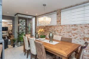 Casa à venda com 206m², 4 dormitórios, 1 suíte, 3 vagas, no bairro Espírito Santo em Porto Alegre