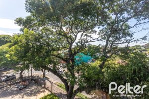 Apartamento à venda com 48m², 2 dormitórios, no bairro Camaquã em Porto Alegre
