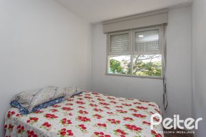 Apartamento à venda com 48m², 2 dormitórios, no bairro Camaquã em Porto Alegre