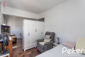 Apartamento à venda com 48m², 2 dormitórios, no bairro Camaquã em Porto Alegre
