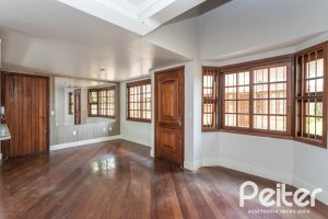 Casa em Condomínio à venda com 189m², 3 dormitórios, 1 suíte, 2 vagas, no bairro Ipanema em Porto Alegre