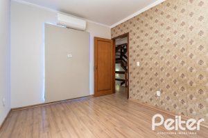 Casa em Condomínio à venda com 189m², 3 dormitórios, 1 suíte, 2 vagas, no bairro Ipanema em Porto Alegre