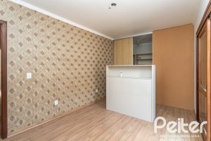 Casa em Condomínio à venda com 189m², 3 dormitórios, 1 suíte, 2 vagas, no bairro Ipanema em Porto Alegre