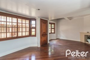 Casa em Condomínio à venda com 189m², 3 dormitórios, 1 suíte, 2 vagas, no bairro Ipanema em Porto Alegre