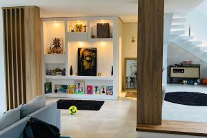 Casa em Condomínio à venda com 330m², 4 dormitórios, 3 suítes, 4 vagas, no bairro Hipica em PORTO ALEGRE