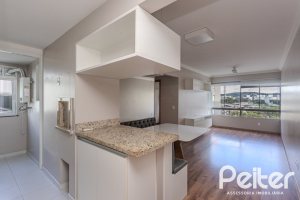 Apartamento à venda com 71m², 3 dormitórios, 1 suíte, 1 vaga, no bairro Cristal em PORTO ALEGRE