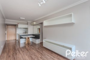 Apartamento à venda com 71m², 3 dormitórios, 1 suíte, 1 vaga, no bairro Cristal em PORTO ALEGRE