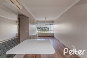 Apartamento à venda com 71m², 3 dormitórios, 1 suíte, 1 vaga, no bairro Cristal em PORTO ALEGRE