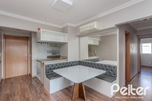 Apartamento à venda com 71m², 3 dormitórios, 1 suíte, 1 vaga, no bairro Cristal em PORTO ALEGRE