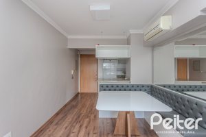 Apartamento à venda com 71m², 3 dormitórios, 1 suíte, 1 vaga, no bairro Cristal em PORTO ALEGRE