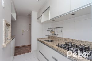 Apartamento à venda com 71m², 3 dormitórios, 1 suíte, 1 vaga, no bairro Cristal em PORTO ALEGRE