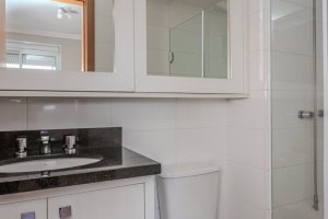 Apartamento à venda com 71m², 3 dormitórios, 1 suíte, 1 vaga, no bairro Cristal em PORTO ALEGRE