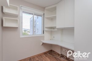 Apartamento à venda com 71m², 3 dormitórios, 1 suíte, 1 vaga, no bairro Cristal em PORTO ALEGRE