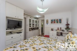 Casa em Condomínio à venda com 201m², 3 dormitórios, 1 suíte, 2 vagas, no bairro Tristeza em PORTO ALEGRE