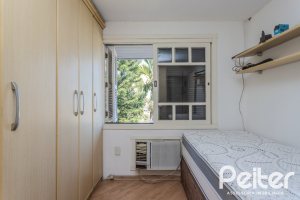 Casa em Condomínio à venda com 201m², 3 dormitórios, 1 suíte, 2 vagas, no bairro Tristeza em PORTO ALEGRE