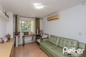 Casa em Condomínio à venda com 201m², 3 dormitórios, 1 suíte, 2 vagas, no bairro Tristeza em PORTO ALEGRE
