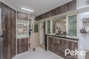 Casa em Condomínio à venda com 201m², 3 dormitórios, 1 suíte, 2 vagas, no bairro Tristeza em PORTO ALEGRE
