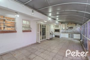 Casa em Condomínio à venda com 201m², 3 dormitórios, 1 suíte, 2 vagas, no bairro Tristeza em PORTO ALEGRE