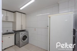 Casa em Condomínio à venda com 201m², 3 dormitórios, 1 suíte, 2 vagas, no bairro Tristeza em PORTO ALEGRE