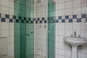 Casa em Condomínio à venda com 201m², 3 dormitórios, 1 suíte, 2 vagas, no bairro Tristeza em PORTO ALEGRE