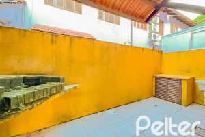 Casa em Condomínio à venda com 97m², 3 dormitórios, 1 suíte, 2 vagas, no bairro Espírito Santo em Porto Alegre