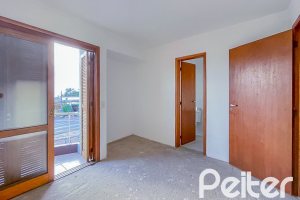 Casa em Condomínio à venda com 97m², 3 dormitórios, 1 suíte, 2 vagas, no bairro Espírito Santo em Porto Alegre
