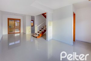 Casa em Condomínio à venda com 97m², 3 dormitórios, 1 suíte, 2 vagas, no bairro Espírito Santo em Porto Alegre
