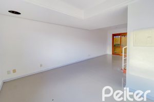 Casa em Condomínio à venda com 97m², 3 dormitórios, 1 suíte, 2 vagas, no bairro Espírito Santo em Porto Alegre