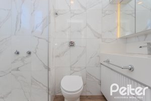 Cobertura à venda com 172m², 3 dormitórios, 1 suíte, 2 vagas, no bairro Tristeza em PORTO ALEGRE