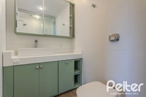 Cobertura à venda com 172m², 3 dormitórios, 1 suíte, 2 vagas, no bairro Tristeza em PORTO ALEGRE