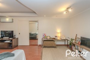Apartamento à venda com 82m², 2 dormitórios, 1 vaga, no bairro Tristeza em PORTO ALEGRE