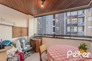 Apartamento à venda com 82m², 2 dormitórios, 1 vaga, no bairro Tristeza em PORTO ALEGRE