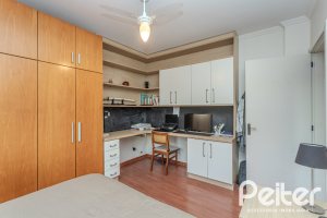 Apartamento à venda com 82m², 2 dormitórios, 1 vaga, no bairro Tristeza em PORTO ALEGRE