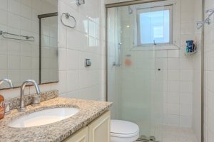 Apartamento à venda com 82m², 2 dormitórios, 1 vaga, no bairro Tristeza em PORTO ALEGRE