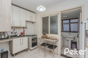 Apartamento à venda com 82m², 2 dormitórios, 1 vaga, no bairro Tristeza em PORTO ALEGRE